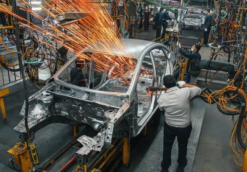 کرمان موتور چگونه در سال ۱۴۰۴ بحران‌ها را پشت سر گذاشت و بازار را حفظ کرد؟