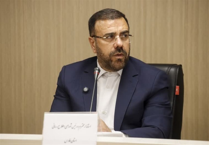 فشار سیاسی نباید استقلال دانشگاه را مخدوش کند - وب‌گردی