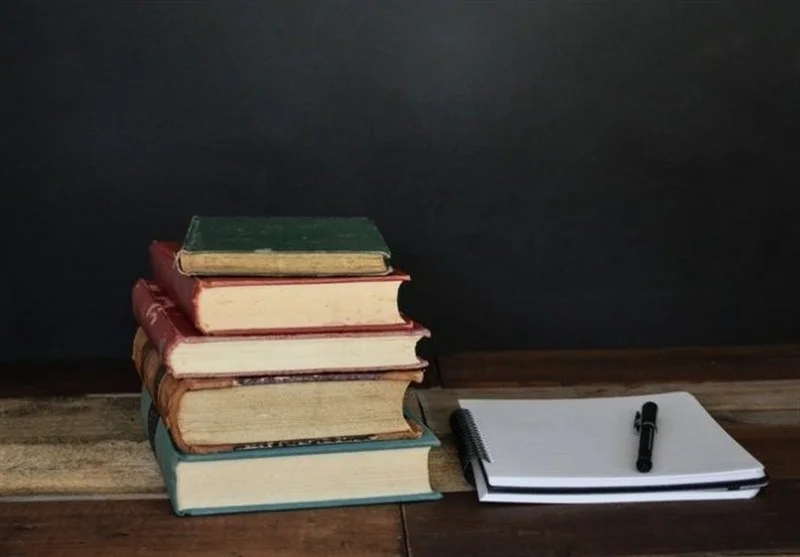 نویسندگان 4 اثر تجلیل شدند