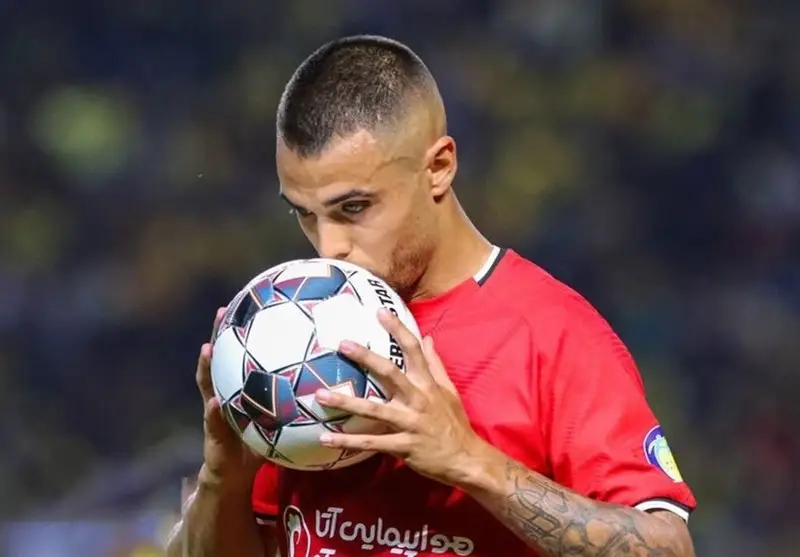 فیفا ورود کرد؛ سرنوشت جنجالی قرارداد آلوز با تراکتور در هاله‌ای از ابهام!