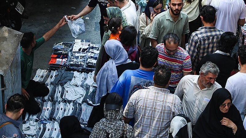 مساله ارز و مالیات در صدر خواسته‌های اصناف از رئیس جمهور