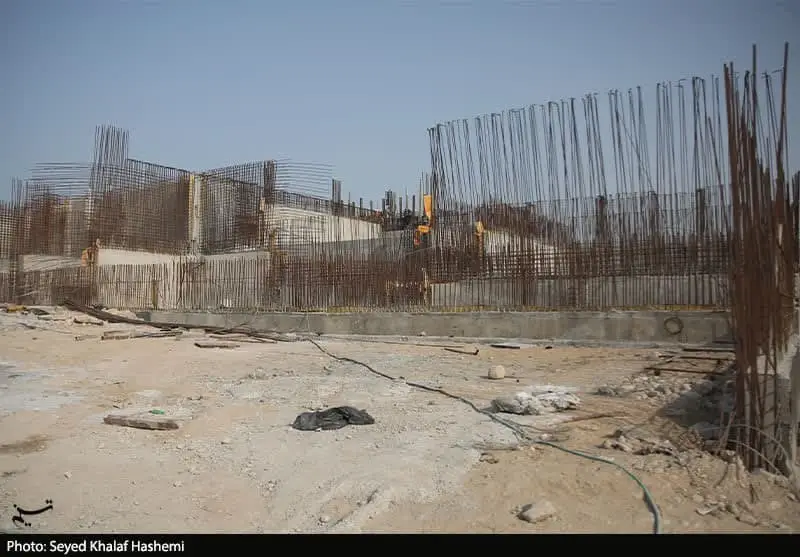 آغاز پروژه 750 میلیاردی ساخت آب‌شیرین‌کن تنگستان؛ گامی بزرگ در تأمین آب پایدار!