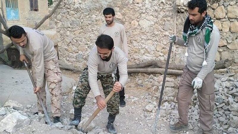 برگزاری اردوی جهادی سردار شهید محمدرضا علیخانی در کوی گلدشت اهواز