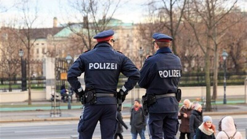 اتریش با تصمیمی جنجالی؛ پوشش حجاب برای دختران زیر ۱۴ سال ممنوع شد!