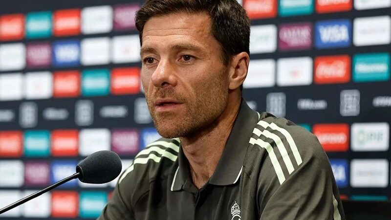 آلونسو فردا درباره بازی امباپه در لالیگا تصمیم می‌گیرد؛ رابطه گرم با ستاره‌ها ادامه دارد