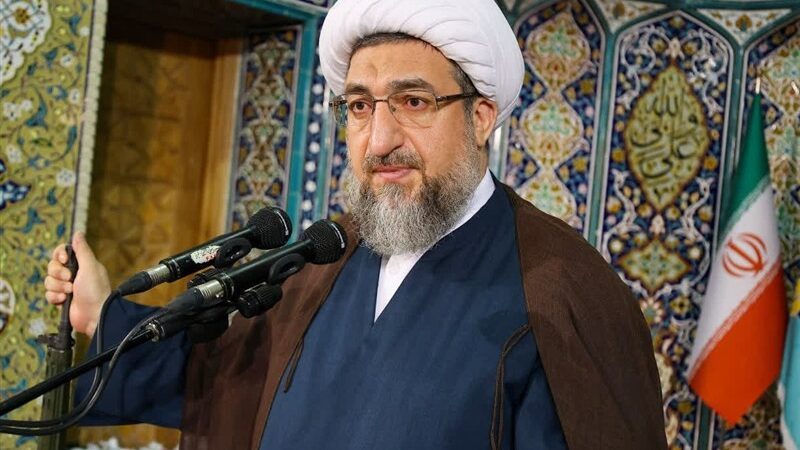 انتقاد شدید امام‌جمعه تبریز از رشد غیرمنتظره دلار و طلا در بازار؛ چرا قیمت‌ها سر به فلک کشید؟