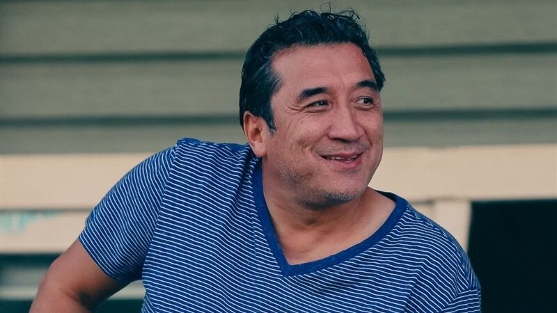 خداداد عزیزی با جریمه ۵۱ میلیون تومانی شوکه شد! جزئیات تخلفات او چیست؟