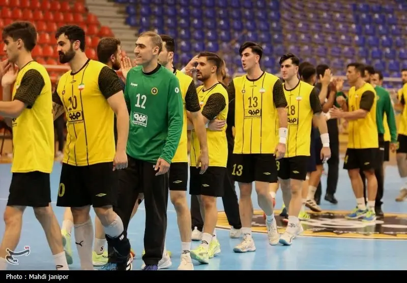 بازیکن کلیدی سپاهان: رقابت داغ قهرمانی بین سپاهان، مس و استقلال کازرون است!