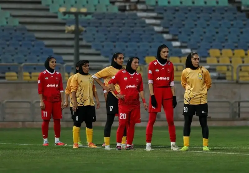 پرسپولیس در لیگ برتر فوتبال بانوان با پیروزی درخشان، صدرنشینی خاتون بم را تثبیت کرد!