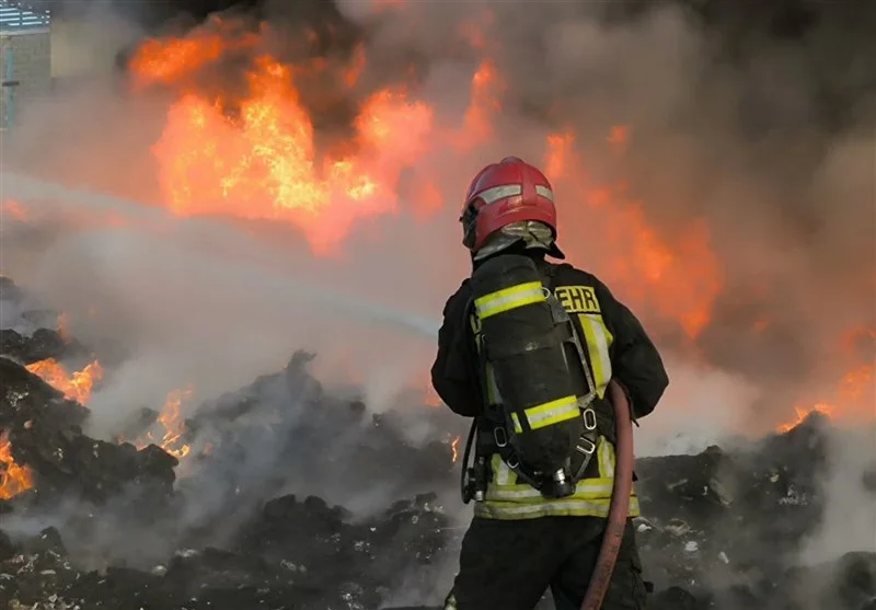 مردان بی‌ادعای 365 روز نبرد بی‌وقفه با آتش؛ لحظه‌هایی که جان می‌خرند