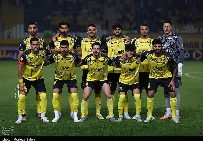 دوئل یلدایی سپاهان و خیبر خرم‌آباد؛ جدال نفس‌گیر در جام حذفی فوتبال ایران