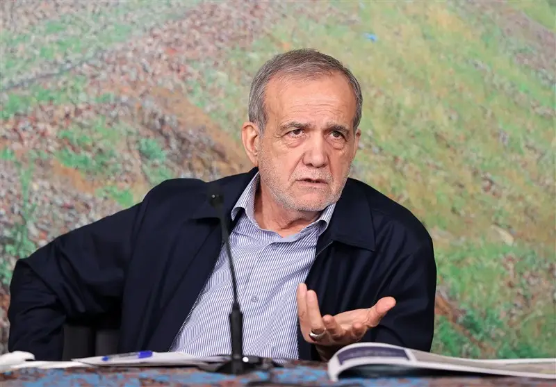 پزشکیان: دعوت دولت به مشارکت، نشانه ضعف نیست بلکه راه عبور از بحران‌هاست!