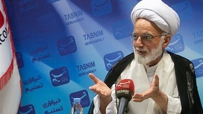 آیت‌الله دری نجف‌آبادی: وحدت مسلمانان تنها راه مقابله با بحران‌های جهانی است