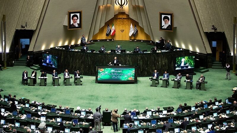 چهار گزارش مهم کمیسیون‌ها امروز در صحن علنی مجلس بررسی می‌شود؛ تصمیمات سرنوشت‌ساز در راه است!