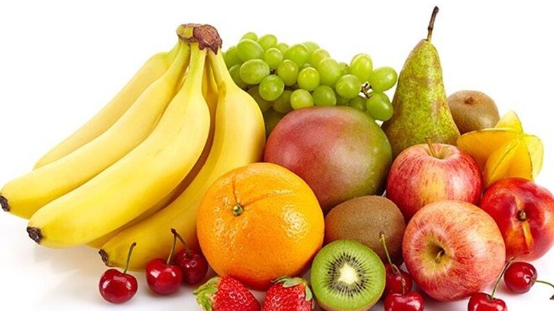 آب‌میوه طبیعی، قاتل پنهان یا نوشیدنی سلامت؟ حقیقت قند مخفی در هر لیوان لو رفت!