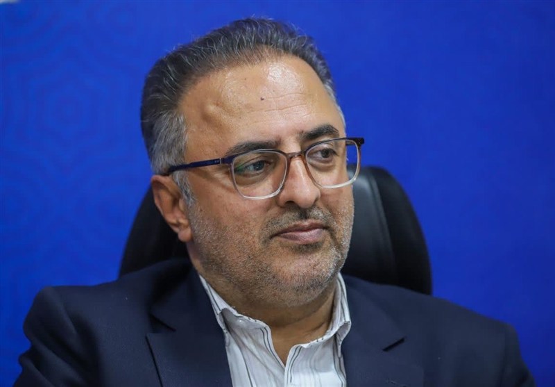 کاهش چشمگیر ۵۴ درصدی حقوق معوقه کارگران استان مرکزی؛ نشانه‌ای از بهبود یا چالش‌های پنهان؟