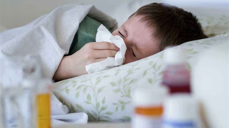 شیوع انفجاری آنفلوآنزا در سه هفته اخیر؛ چرا استراحت در منزل حیاتی است؟