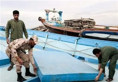 کشف حیرت‌انگیز 142 هزار لیتر سوخت قاچاق در میناب؛ قاچاقچیان در فرار ناامید شدند!