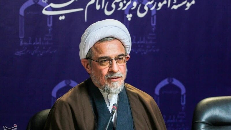 چگونه انقلاب اسلامی در دل تاریکی‌ها، شعله احیای دین را روشن کرد؟