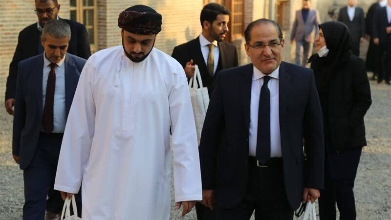 دیپلمات‌های بین‌المللی از نمایشگاه جنگ ۱۲ روزه بازدید کردند؛ واکنش‌ها چه بود؟