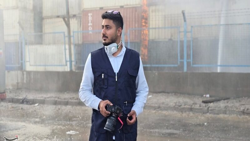 مستند نفس‌گیر «آن شنبه سیاه» که حادثه مرگبار بندر شهید رجایی را روایت می‌کند، به جشنواره سینما حقیقت راه یافت!