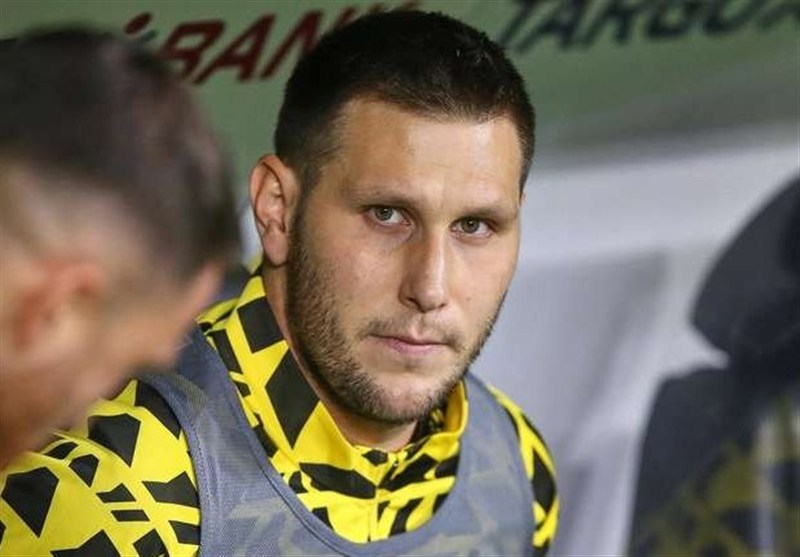 خانه‌نشینی زوله تا پایان سال 2025 - وب‌گردی