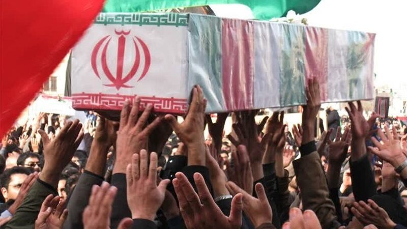 پیکر مطهر شهید گمنام عملیات رمضان در نیشابور با شکوهی بی‌نظیر آرام گرفت