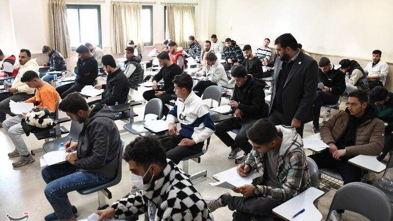 رقابت داغ ۹۸۳ داوطلب وکالت در سمنان؛ کاهش چشمگیر شرکت‌کنندگان در سایه تنوع جنسیتی