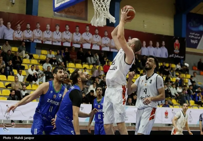 پیروزی نفس‌گیر گلنور اصفهان مقابل طبیعت اسلامشهر در سوپرلیگ بسکتبال!