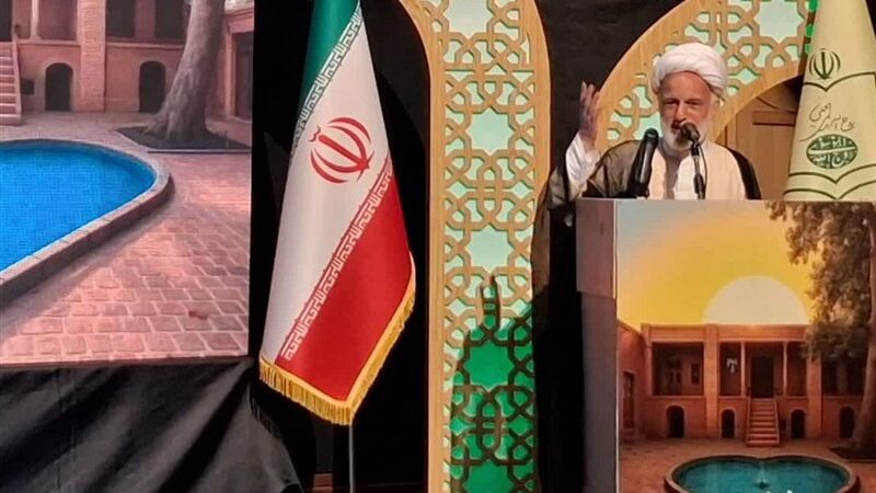 چگونه امام خمینی(ره) هویت نوین ایران اسلامی را رقم زد؟