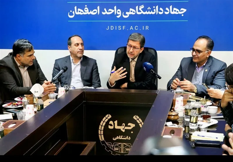 پازل احیای زاینده‌رود تدوین شد/ بدون مدیریت مصرف هیچ انتقال آبی نتیجه‌بخش نمی‌دهد