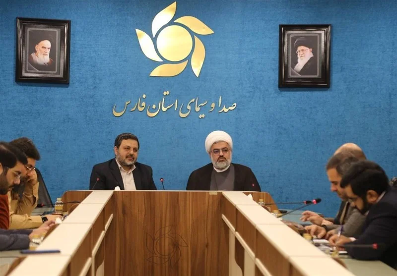 استان فارس قطب قرآنی کشور است - وب‌گردی