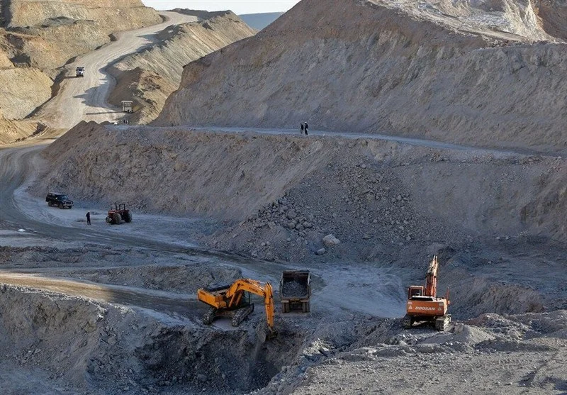 دادستان آمل دستور توقف بهره‌برداری از ۲ معدن مهم کنار تونل‌های محور هراز را صادر کرد - وب‌گردی