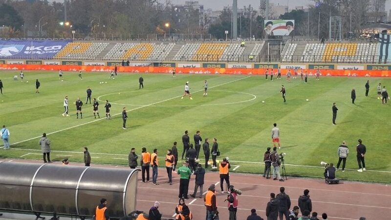 حضور تماشاگر در بازی بدون تماشاگر پیکان – پرسپولیس!+عکس