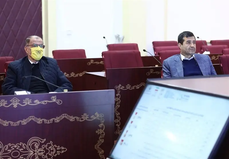 وزارت ورزش وارد عمل شد؛ ایمن‌سازی فوری سکوهای فرسوده ورزشگاه شهید وطنی قائم‌شهر!