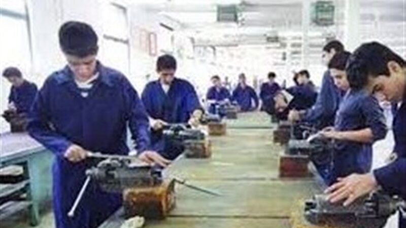 چرا جوانان تحصیل‌کرده در ایران بیکارند؟ ناترازی مهارتی که بازار کار را به بحران کشانده!