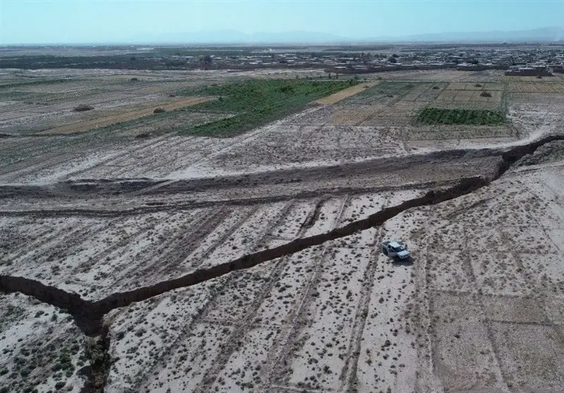 وقتی توسعه آب کردستان به بحران فرونشست دامن می‌زند؛ چرا معاون استاندار راه ساده را انتخاب کرد؟