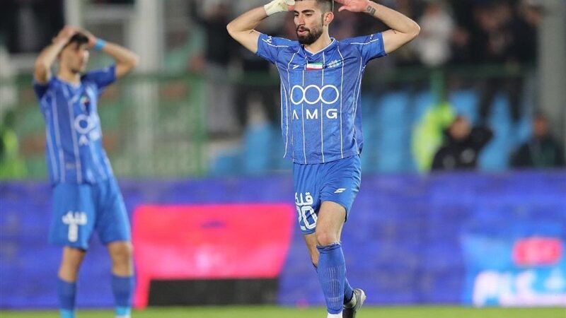 توقف بی‌موقع استقلال در ایستگاه سیزدهم/ آبی‌ها در تور ملوانان گیر کردند