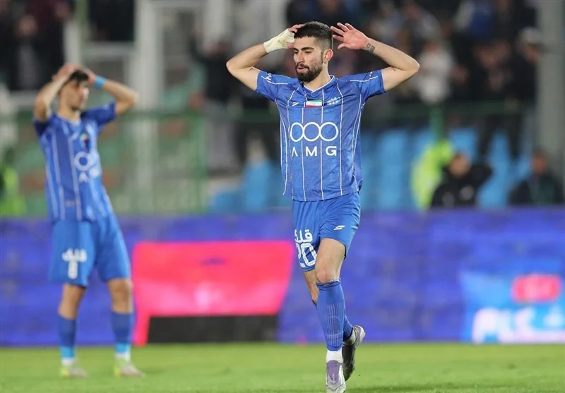 توقف بی‌موقع استقلال در ایستگاه سیزدهم/ آبی‌ها در تور ملوانان گیر کردند - وب‌گردی