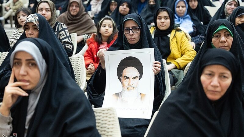 زنان ایران؛ وارثان واقعی حماسه فاطمی و پرورش‌دهندگان نسل عاشورایی چه نقشی دارند؟