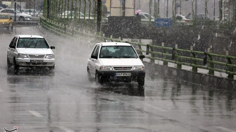 کرمان در برابر باران‌های زمستانی؛ محورهای اصلی کاملاً باز و ایمن ماندند!