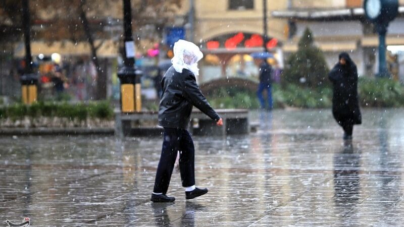 بارش برف، باران و تگرگ سنگین در راه فارس؛ هشدار نارنجی و آماده‌باش کامل امدادی‌ها