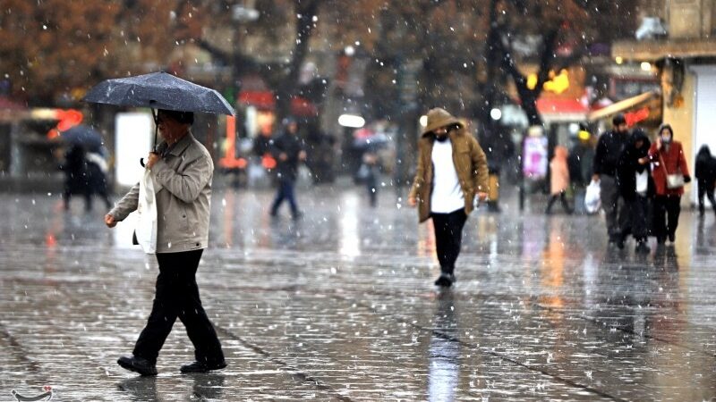 هشدار قرمز در فارس؛ باران سیل‌آسا و تگرگ خطرناک در راه است!