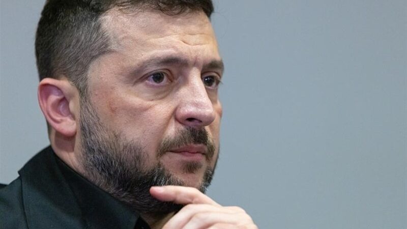 زلنسکی فاش کرد؛ پیش‌نویس اسناد پایان جنگ اوکراین با همراهی آمریکا آماده شد!