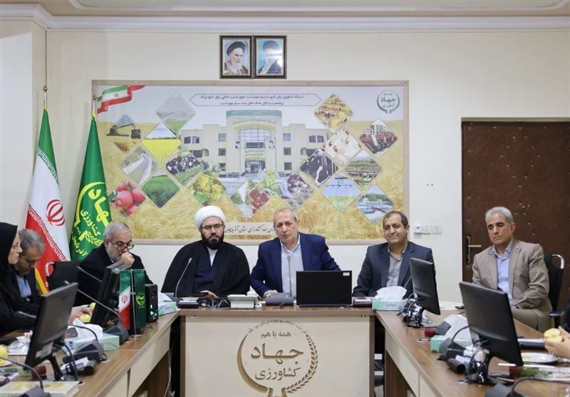 آذربایجان شرقی در موج جهش تولید؛ توزیع ۱۰ هزار تن نهاده دامی و رشد چشمگیر جوجه‌ریزی!