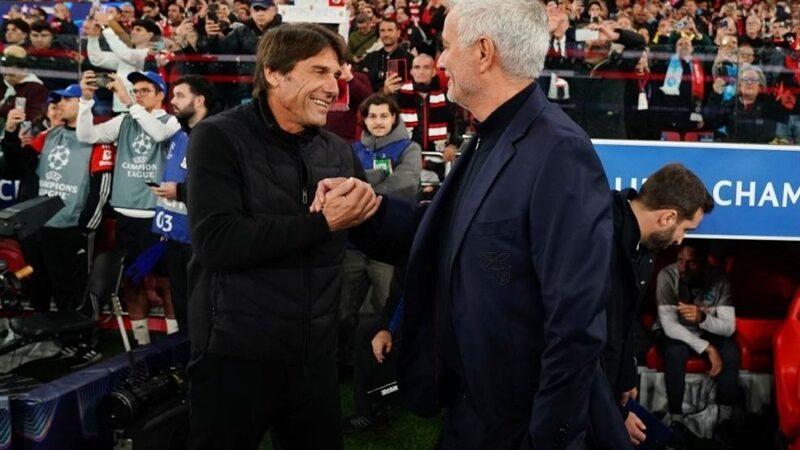 مورینیو با واکنش تند به اظهارات کونته درباره باخت ناپولی؛ بهانه‌جویی قبول نیست!