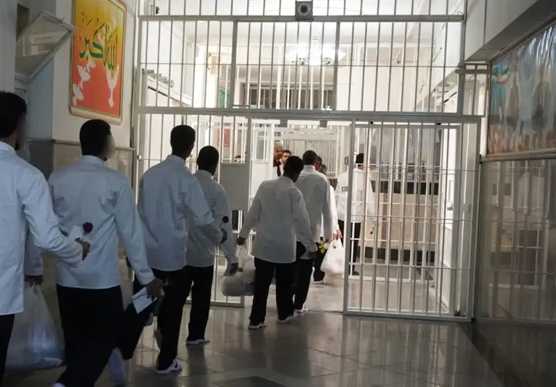 بازدید شبانه دادستان شاهرود از زندان؛ ۷۷ زندانی به ارفاقات قانونی رسیدند!