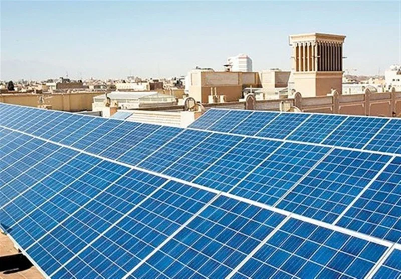 وزیر کشور از بهره‌برداری ۱۲ نیروگاه خورشیدی در یزد با ظرفیت ۵۲.۷ مگاوات خبر داد!