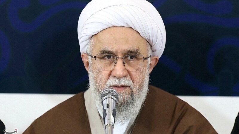 چرا بازخوانی شخصیت آیت‌الله یزدی(ره) امروز برای جامعه دینی حیاتی شده است؟