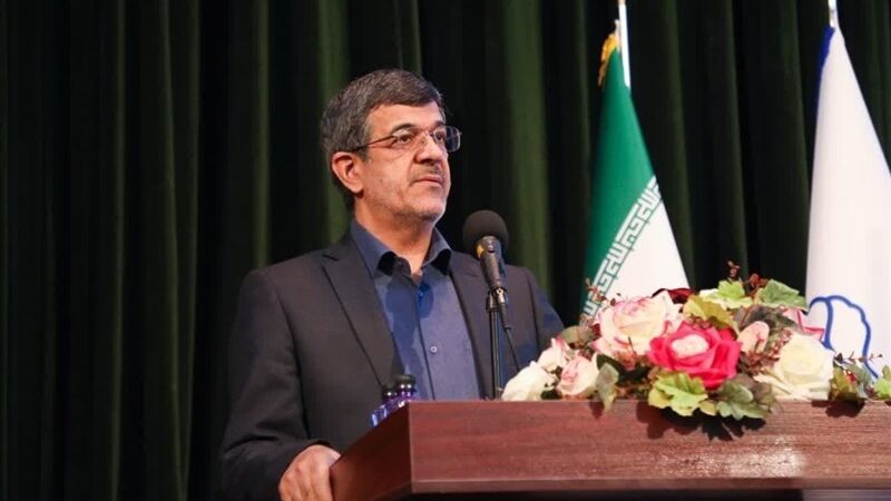 چرا نیمی از مدیران دولت قبل هنوز در پست‌های کلیدی باقی مانده‌اند؟